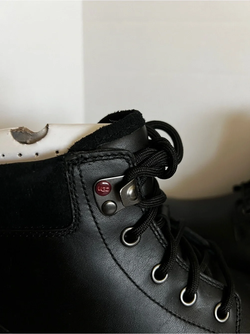UGG new without